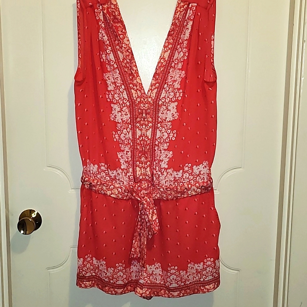 Women's beautiful one-piece short suit